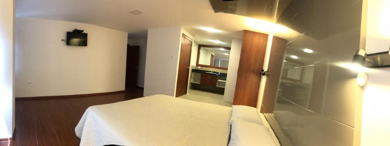 Hotel Bacastell Кито Экстерьер фото